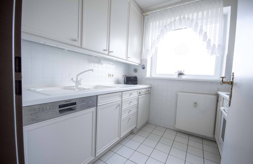 Sahlenburg Apartment | FB 12.01 - Lovingly furnished apartment with a beautiful sea view