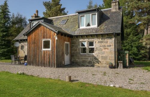 Newtonmore House | Feagour