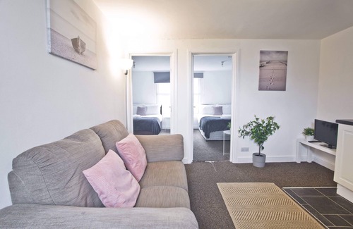 Hanham Apartment | February Disc/Long Stay/Contractors