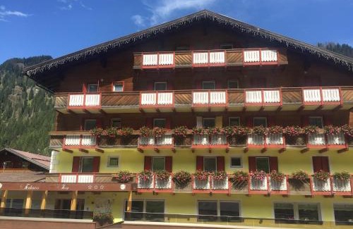 Alba Hotel | Fedaia Joy B&B