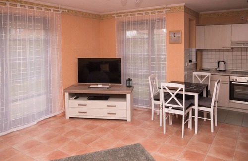 Friedrichskoog-Spitze House | Feel at home . only 300 meters from the sea.