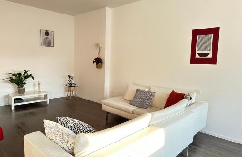 Stazione Apartment | FEEL - Casa di Luce