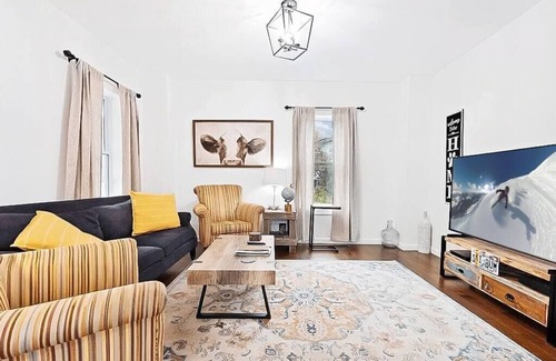 Proctor House | Feel the real VT! Ski Killington, Dogs Welcome!