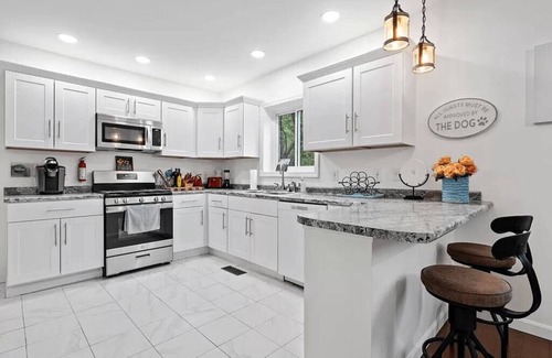 Proctor House | Feel the real VT! Ski Killington, Dogs Welcome!