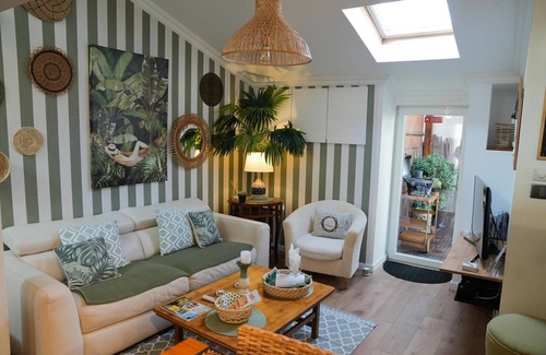 Sao Paulo Apartment | Feels like an oasis.