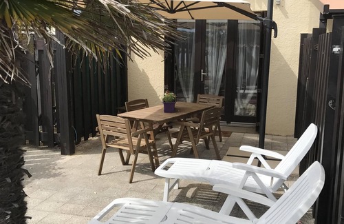Vieux-Boucau-les-Bains Apartment | Feet in the water at the edge of the lake T2 cabin with large terrace