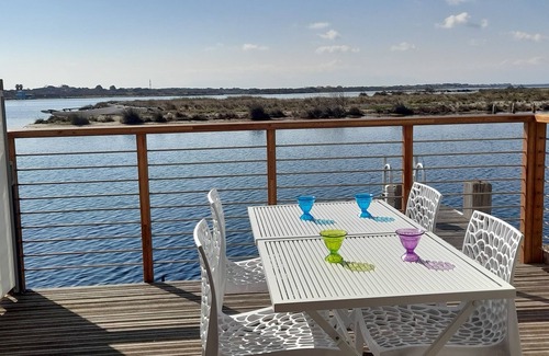 Le Barcares House | FEET IN THE WATER. Direct access to the bathing area. Private mooring.
