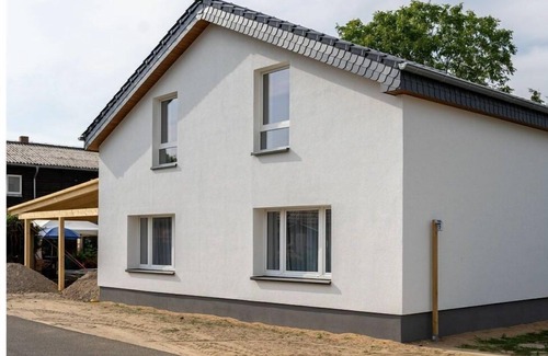 Mirow House | FeHaus Am Walnussbaum