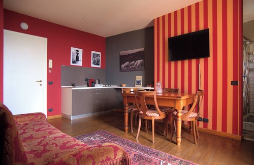 Monforte d'Alba Apartment | Felicin - Palazzo Boeri Panoramic Suites
