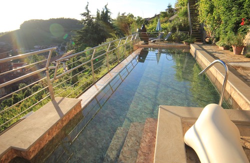 Monforte d'Alba Apartment | Felicin - Palazzo Boeri Panoramic Suites