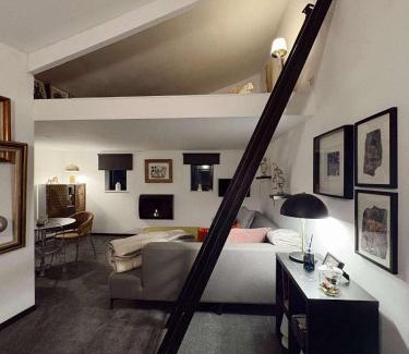 Jalhay House | Felicita
