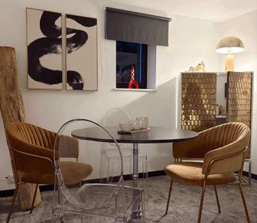Jalhay House | Felicita