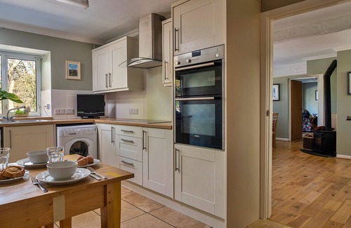 Dolgellau House | Felin Ship