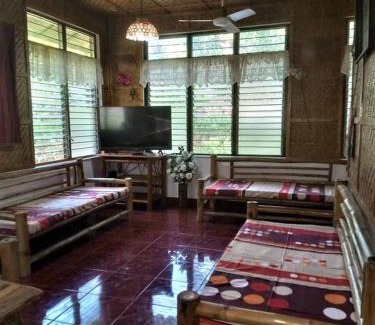 Dumaguete House | Felipa Beach and Guesthouse - Lotus
