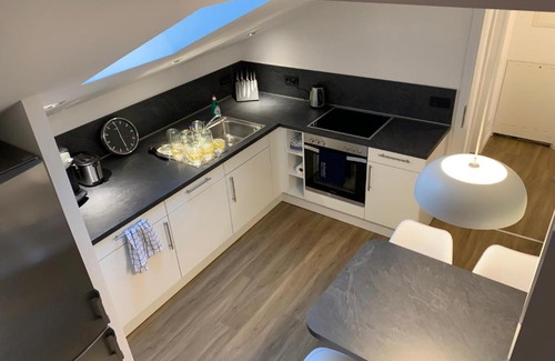 Passau Apartment | FELIX LIVING 7, modern & cozy, geilste Dachterrasse der Stadt, 7 Schlafzimmer