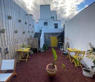 Fenais da Luz Bed & Breakfast | Fenais da Luz House