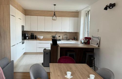 Pompey Apartment | Fer d'Eiffel Pompey Nancy 6 pers