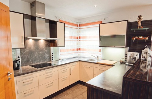 Seeboden House | Ferienhaus Melbe - Ferienhaus, Dusche und Bad, WC, 3 Schlafräume