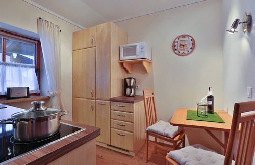 Ramsau bei Berchtesgaden Apartment | Ferienwohnung Nr. 1, 1-2 Personen, 50 qm, Bad/WC, Balkon und Bergblick, TV, Geschirrspüler, 1 Schlafzimmer, Nord-Westen