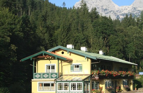Ramsau Apartment | Ferienwohnung Gamsblume, 2 Personen, 54 m², Dusche/WC, Flat-TV, 1 Schlafzimmer, Balkon, Infrarot-Wärmekabine, Nichtrauche