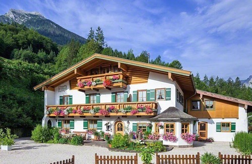 Ramsau Apartment | Ferienwohnung Steinberg, 1-3 Personen, 58 qm, Dusche/WC, TV, 2 separate Schlafzimmer, Geschirrspüler, Süd-West