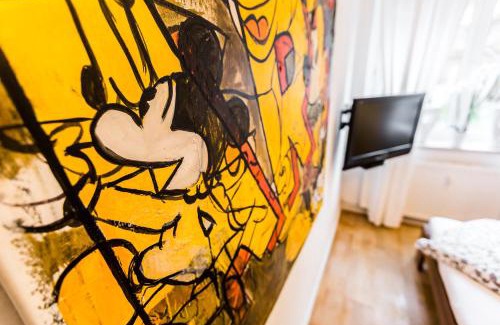 Vingst Apartment | Ferien Und Messewohnug