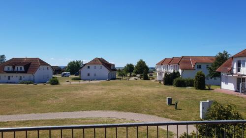 Neddesitz Apartment | Ferienapartment Wiese & Meer auf Rügen