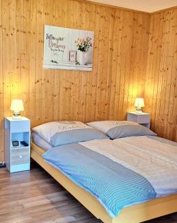 Altfriesack Apartment | Ferienbungalows am See