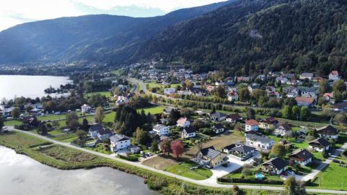 Steindorf am Ossiacher See House | Ferienhaus Natura 2000