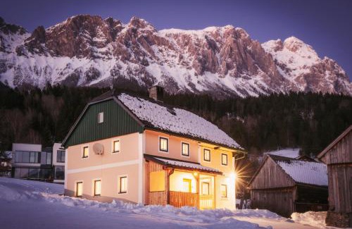 Sankt Martin am Grimming House | Ferienhaus Schwöllerbauer