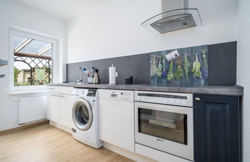 Mirow House | Ferienhaus am Walnussbaum
