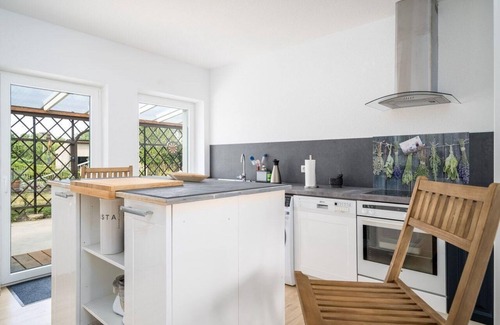 Mirow House | Ferienhaus am Walnussbaum