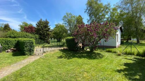 Arendsee Apartment | Ferienhaus Bungalow in Arendsee in ruhiger Lage