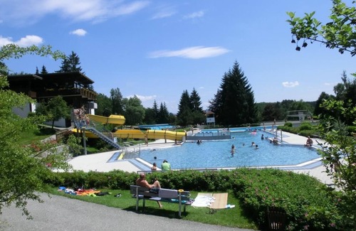 Viechtach House | Ferienhaus Jägerpark Viechtach 3, indoor pool, Wi-Fi and energy costs included