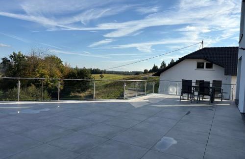 Birken-Honigsessen Apartment | Ferienhaus Kölzer Weg Erdgeschoss mit E-Auto Ladestation