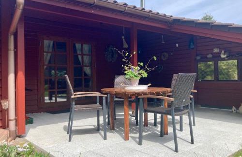 Suderbusch House | Ferienhaus KLEINES MEISENHAUS by fewo-plan WING100 im Naturpark Wingst, Nähe Cuxhaven
