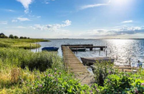 Neuenkirchen House | Ferienhaus Lotsenhaus am Breetzer Bodden, cleaning included