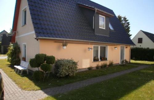 Ummanz Apartment | Ferienhaus Monika