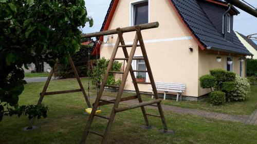 Ummanz Apartment | Ferienhaus Monika