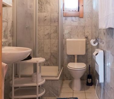 Viechtach House | Ferienhaus Nr 7, Typ B, Feriendorf Jägerpark, Bayerischer Wald