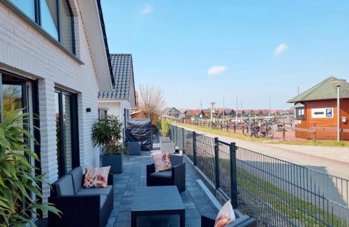 Steinbild House | Ferienhaus Riverside