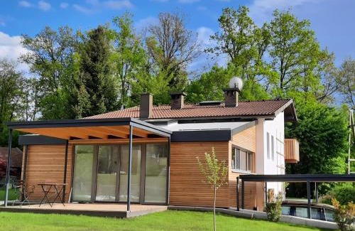 Velden am Worther See House | Ferienhaus Sonneninsel In Velden Am Wörthersee