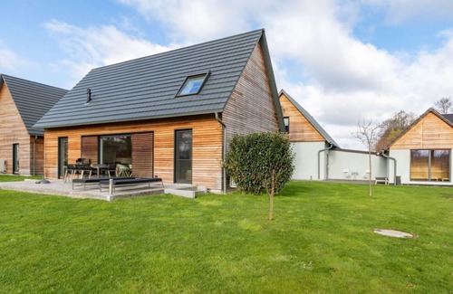Burg Apartment | Ferienhaus Superior, 3 Schlafr., Wohnr./küchenz., Du/wc - Kauperhof