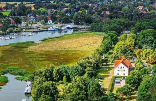 Ostseebad Prerow Hotel | Ferienhotel Alter Bahnhof garni