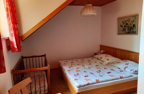 Feldkirchen in Kaernten Other | Ferienwohnung Obstgarten, 2 Schlafräume - Pension Hecher