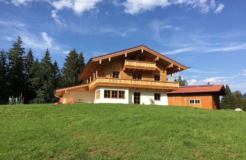 Schoenau am Koenigssee Apartment | Ferienwohnung Restenlehen für 2-5 Pers., 2 getr. Schlafzimmer mit Balkon