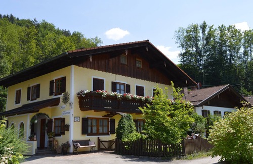 Schwob Apartment | Ferienwohnung für 1 bis 2 Personen, 40 qm, mit getrenntem Wohn-/Schlafraum und Balkon