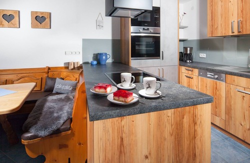 Unterschonau Apartment | Ferienwohnung 2 bis 2 Personen, 42 qm, Obergeschoss, 1 separates Schlafzimmer, Balkon