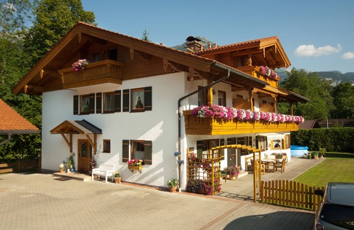 Unterschonau Apartment | Ferienwohnung Falkenstein, 2 bis 4 Personen, 55 qm, 1 separates Schlafzimmer, Balkon