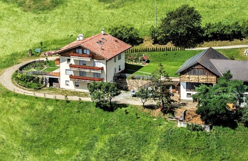 Albions Apartment | Ferienwohnung Finggeneislerhof